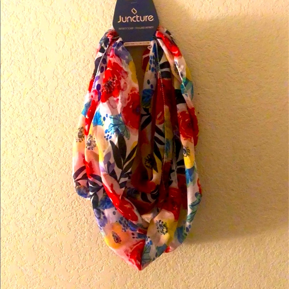 Infinity scarf